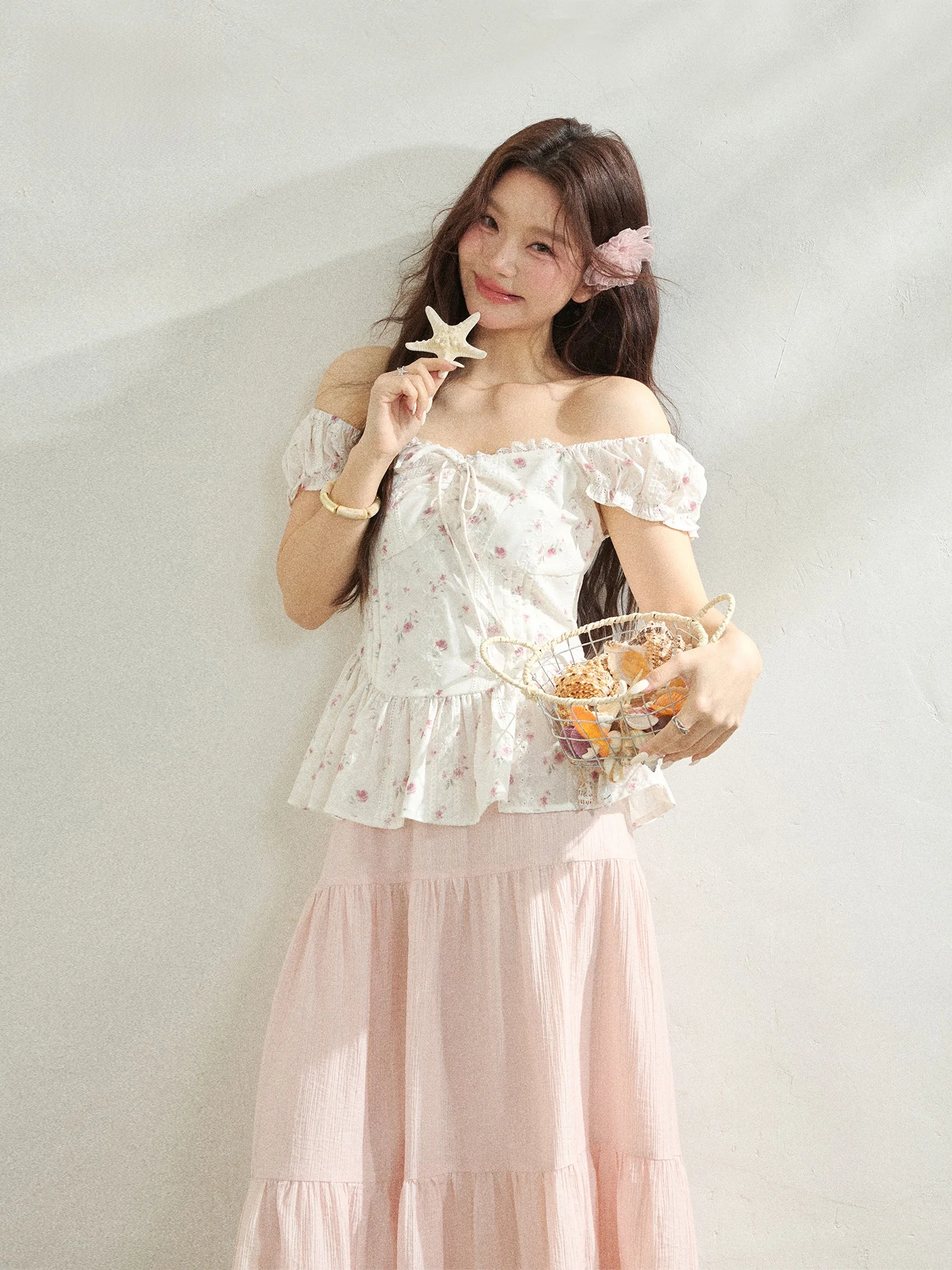 plus Size Women's Fashion Set Pink Bubble Sleeve Floral Top And High Waist Skirt Korean Style Slimming Gentle Women's Clothing
plus Size Women's Fashion Set Pink Bubble Sleeve Floral Top And High Waist Skirt Korean Style Slimming Gentle Women's Clothing