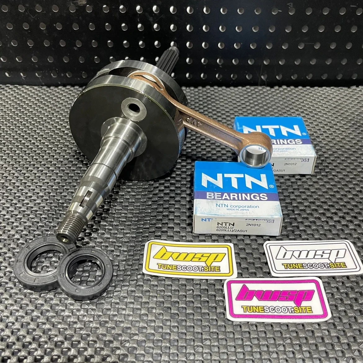 Crankshaft 53mm BWS100 4VP Engine Modification Long Stroke Bearings 6205 Oil Seals Bws 100 Parts
Crankshaft 53mm BWS100 4VP Engine Modification Long Stroke Bearings 6205 Oil Seals Bws 100 Parts