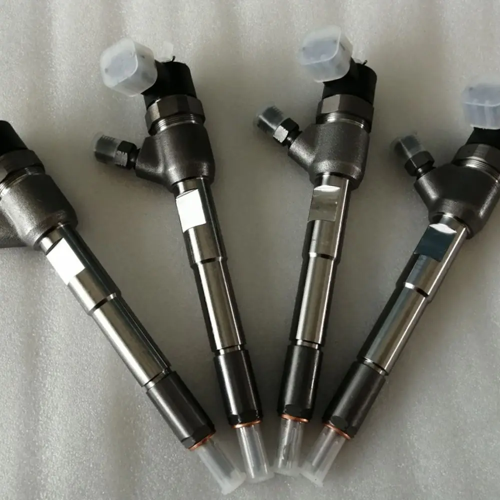 0445120027 Factory Price Common Rail Injector Fuel Injector Nozzles For FIAT OPEL VAUXHALL ALFA ROMEO OEM 0445110351 
0445120027 Factory Price Common Rail Injector Fuel Injector Nozzles For FIAT OPEL VAUXHALL ALFA ROMEO OEM 0445110351