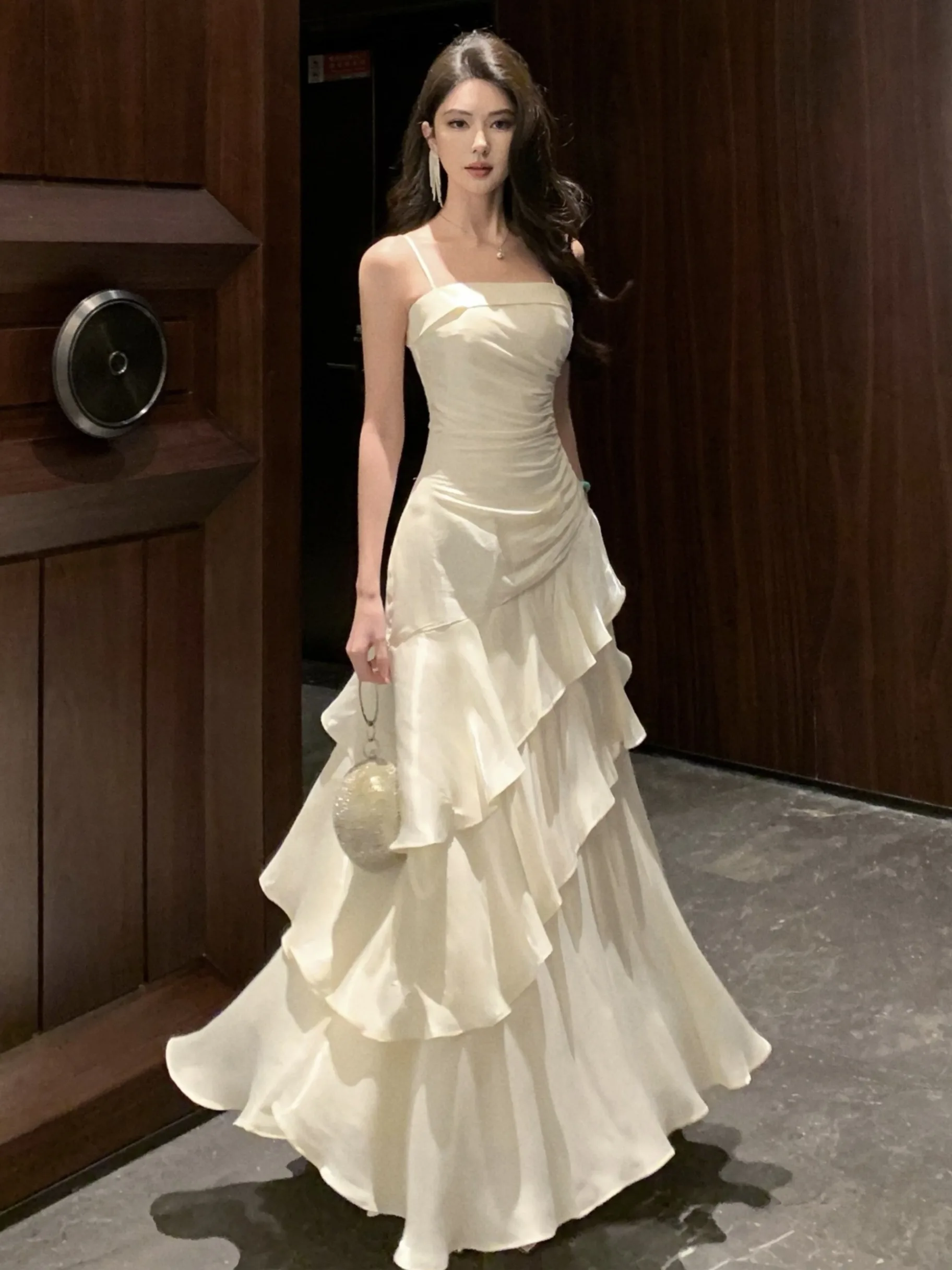 Ele Sweet Pure Desire Strapl Fairy Princ Long Dr Adult Birthday Par Gown A-Line Silhouette Svel One-ou...
Ele Sweet Pure Desire Strapl Fairy Princ Long Dr Adult Birthday Par Gown A-Line Silhouette Svel One-ou...