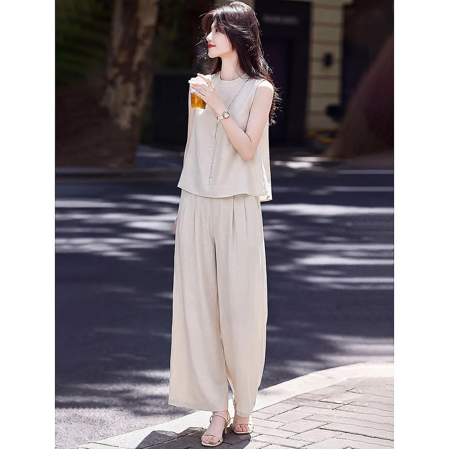 High-End Lightweight Summer Shirt Top And Casual Pants Cotton Linen Set for Women Commute Style round Neck Sleeveless
High-End Lightweight Summer Shirt Top And Casual Pants Cotton Linen Set for Women Commute Style round Neck Sleeveless