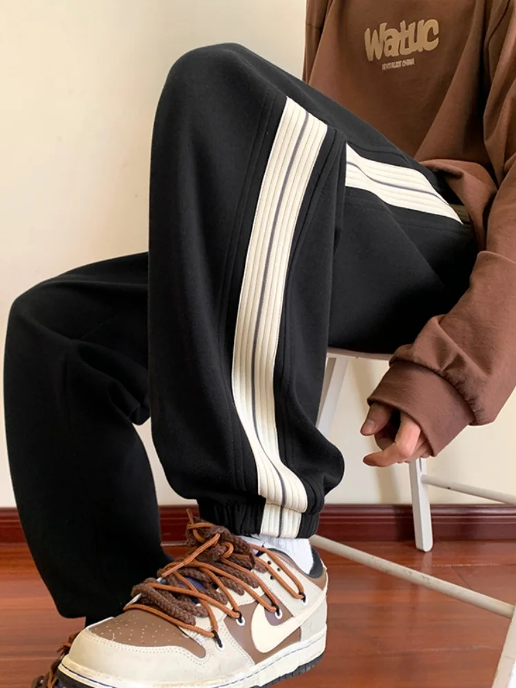 Trendy Brand Men's Retro American Style Loose Fit Sport Pants Autumn Spring Youth Casual Trousers Spring Summer Fashionable
Trendy Brand Men's Retro American Style Loose Fit Sport Pants Autumn Spring Youth Casual Trousers Spring Summer Fashionable