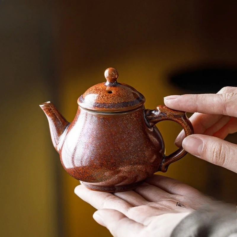 Kiln Fambe Jun Porcelain Teapot Traditional Tea Infuser Pot Household Tea Maker Kettle With Filter Tieguanyin Teaware Ceremony
Kiln Fambe Jun Porcelain Teapot Traditional Tea Infuser Pot Household Tea Maker Kettle With Filter Tieguanyin Teaware Ceremony