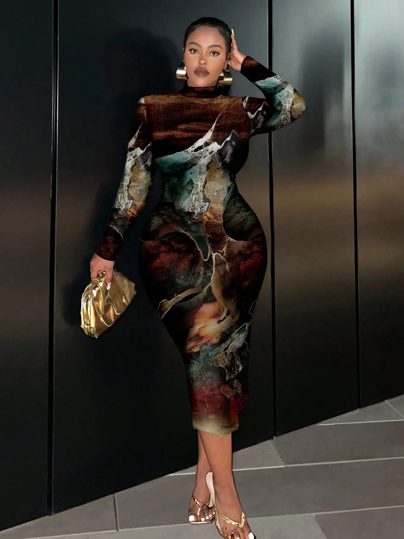 Abstract Print Long Sleeve Fitted Midi Dress with High Neck, Stretchy Polyester
Abstract Print Long Sleeve Fitted Midi Dress with High Neck, Stretchy Polyester