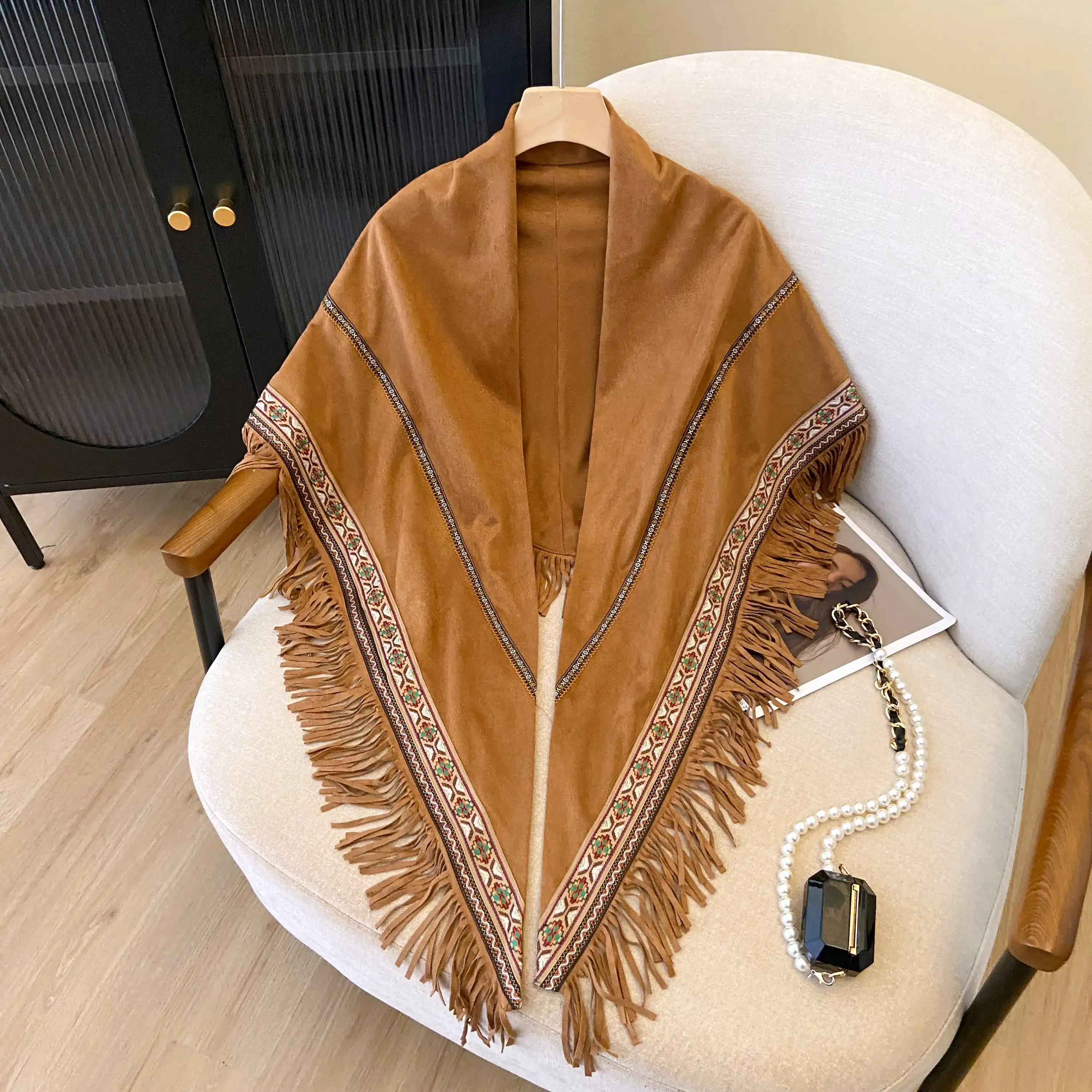 Bohemian Ethnic Style Embroidered Suede Fringe Scarf Shoulder Wrap Travel Photography Heavy Work Crafted Women's Acc...
Bohemian Ethnic Style Embroidered Suede Fringe Scarf Shoulder Wrap Travel Photography Heavy Work Crafted Women's Acc...