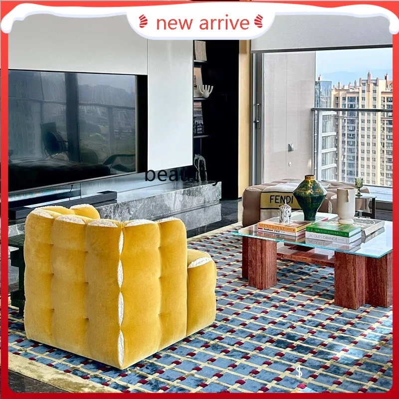 S132 Designer Italian minimalist living room fabric burst pulp sofa small apartment straight row matte cloth
S132 Designer Italian minimalist living room fabric burst pulp sofa small apartment straight row matte cloth