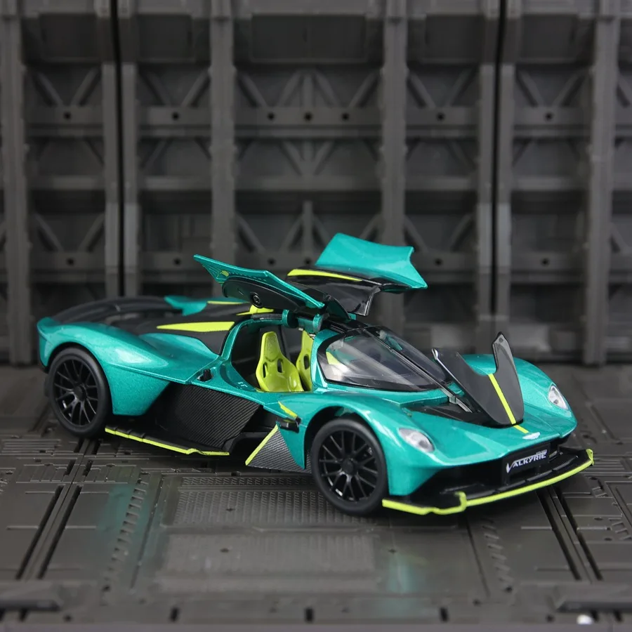 1:23 Valkyrie Simulated alloy car model children's toy car boys' sports car collectible ornament
1:23 Valkyrie Simulated alloy car model children's toy car boys' sports car collectible ornament