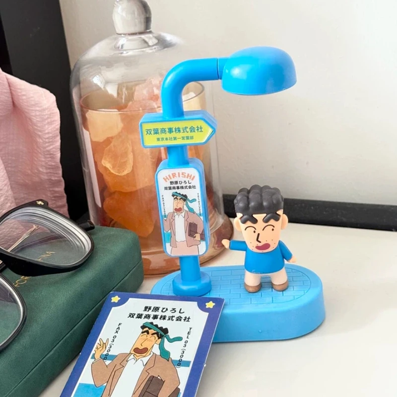 Ночник с голосовым управлением Crayon Shinchan, милая настольная лампа для женщин и мужчин, подарок на день рождения, украшение для спальни, модель игрушки
Ночник с голосовым управлением Crayon Shinchan, милая настольная лампа для женщин и мужчин, подарок на день рождения, украшение для спальни, модель игрушки