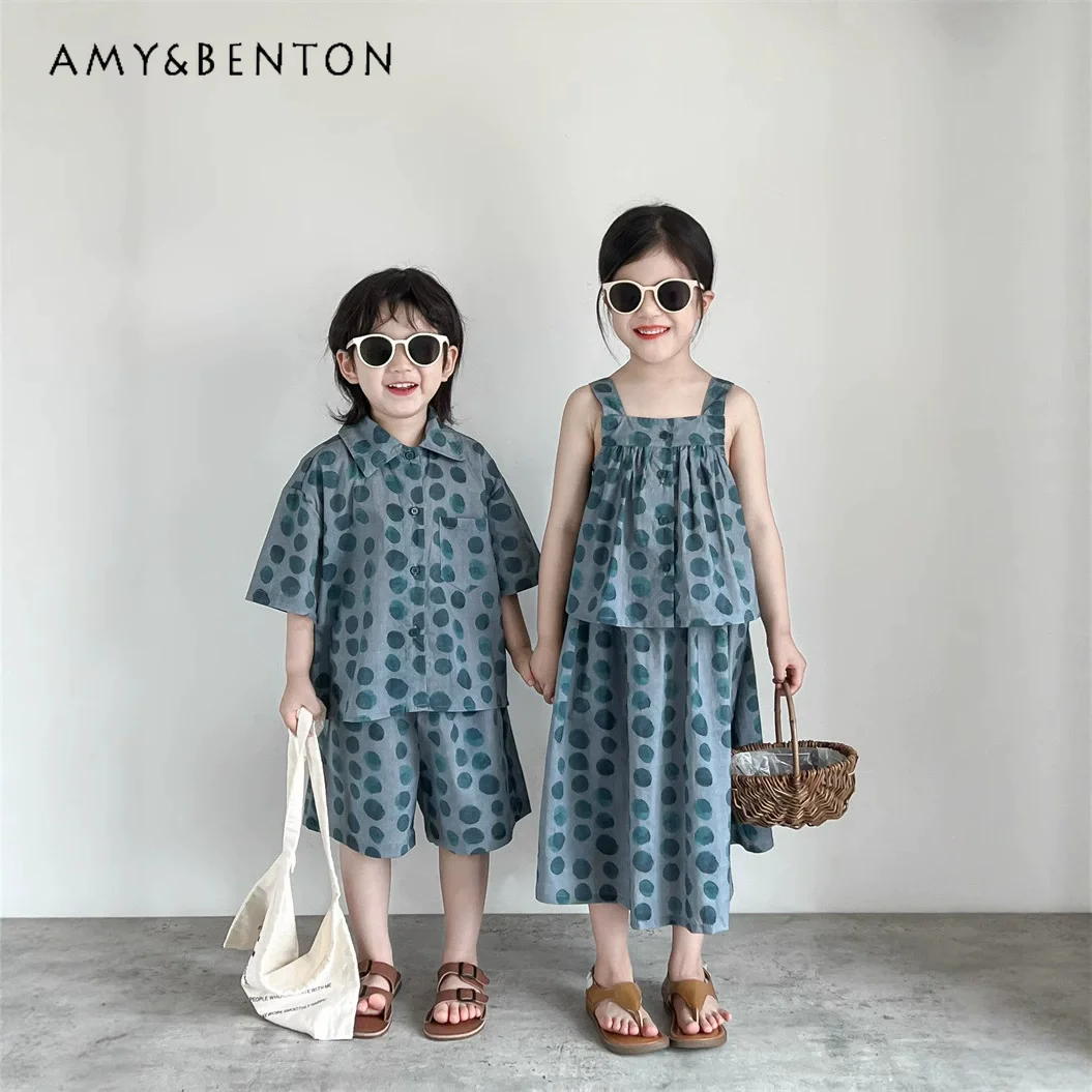 Brother Sister Matching Outfits Korean Polka Dot Summer Set Boys Short Sleeve Shirt and Pants Girls Sleeveless Vest and Skirt
Brother Sister Matching Outfits Korean Polka Dot Summer Set Boys Short Sleeve Shirt and Pants Girls Sleeveless Vest and Skirt