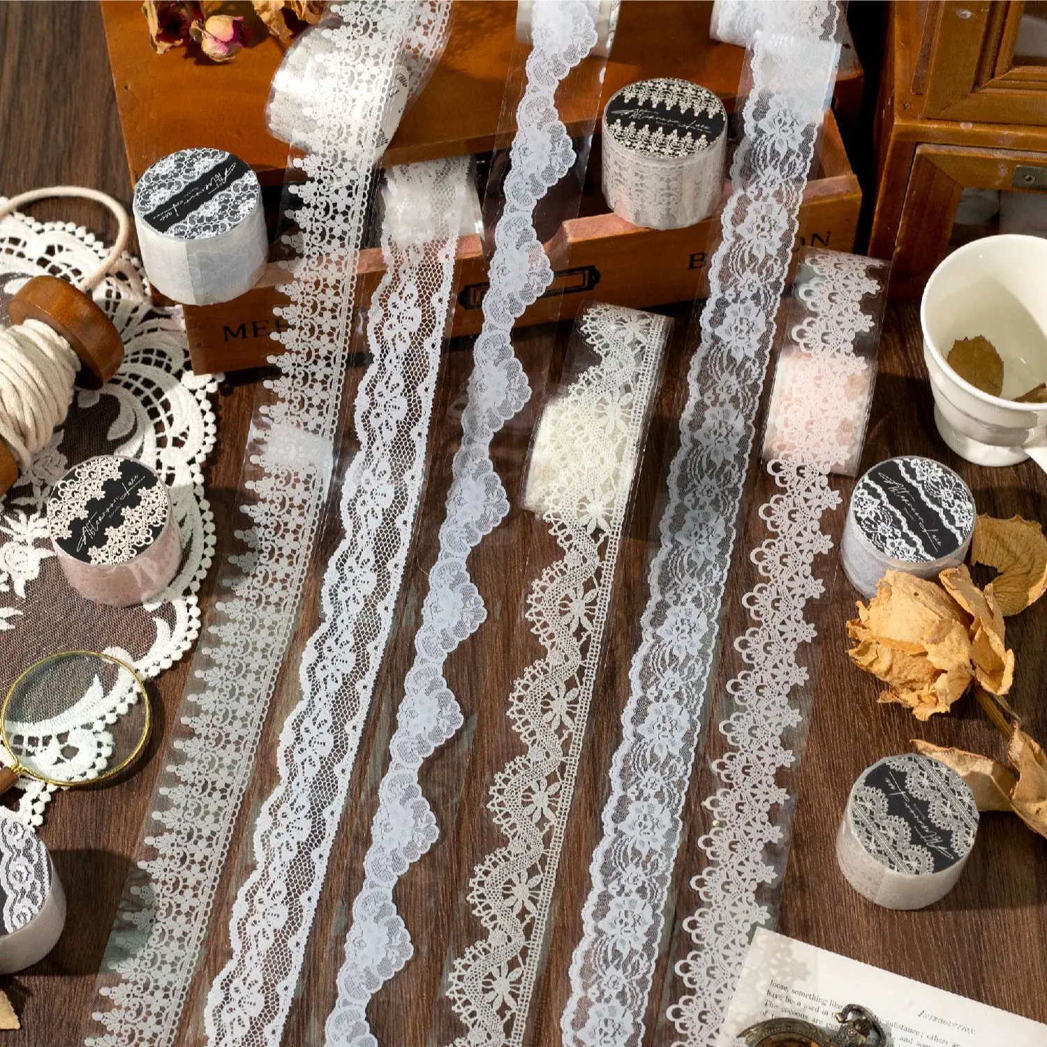 1pcs/1lot Decorative Adhesive Tapes Afternoon lace Tapes DIY Paper Scrapbooking Japanese Stickers
1pcs/1lot Decorative Adhesive Tapes Afternoon lace Tapes DIY Paper Scrapbooking Japanese Stickers