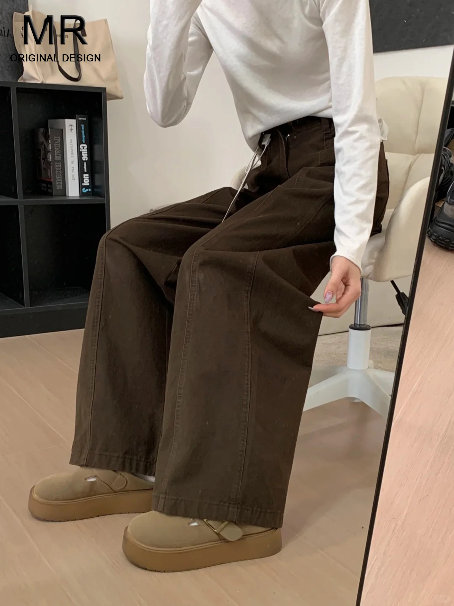 Retro American Style Wide Leg Denim Jeans Women's Loose Drapey Slimming Straight Cut Trousers Spring Summer New Arrival
Retro American Style Wide Leg Denim Jeans Women's Loose Drapey Slimming Straight Cut Trousers Spring Summer New Arrival