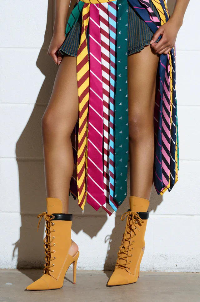 2025 Pointed Toe Mid Calf Boots for Women Stiletto Sexy Lace Up Women's Shoes High Heels New Botas Mujer
2025 Pointed Toe Mid Calf Boots for Women Stiletto Sexy Lace Up Women's Shoes High Heels New Botas Mujer