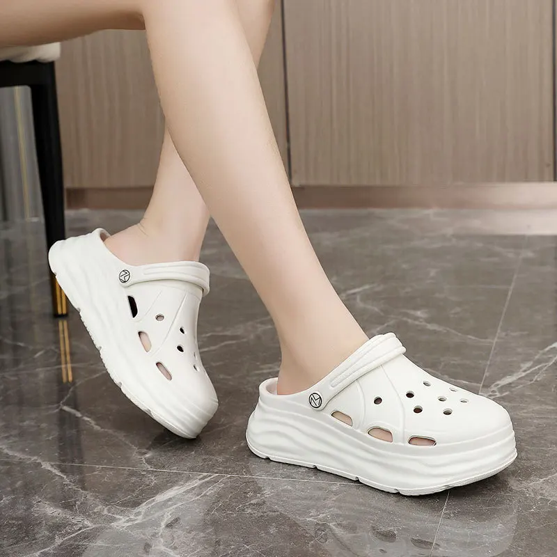 Women Clogs 2025 New Arrival Soft EVA Thick Platform Slippers Comfortable Garden Shoes Fashion Beach Sandals
Women Clogs 2025 New Arrival Soft EVA Thick Platform Slippers Comfortable Garden Shoes Fashion Beach Sandals