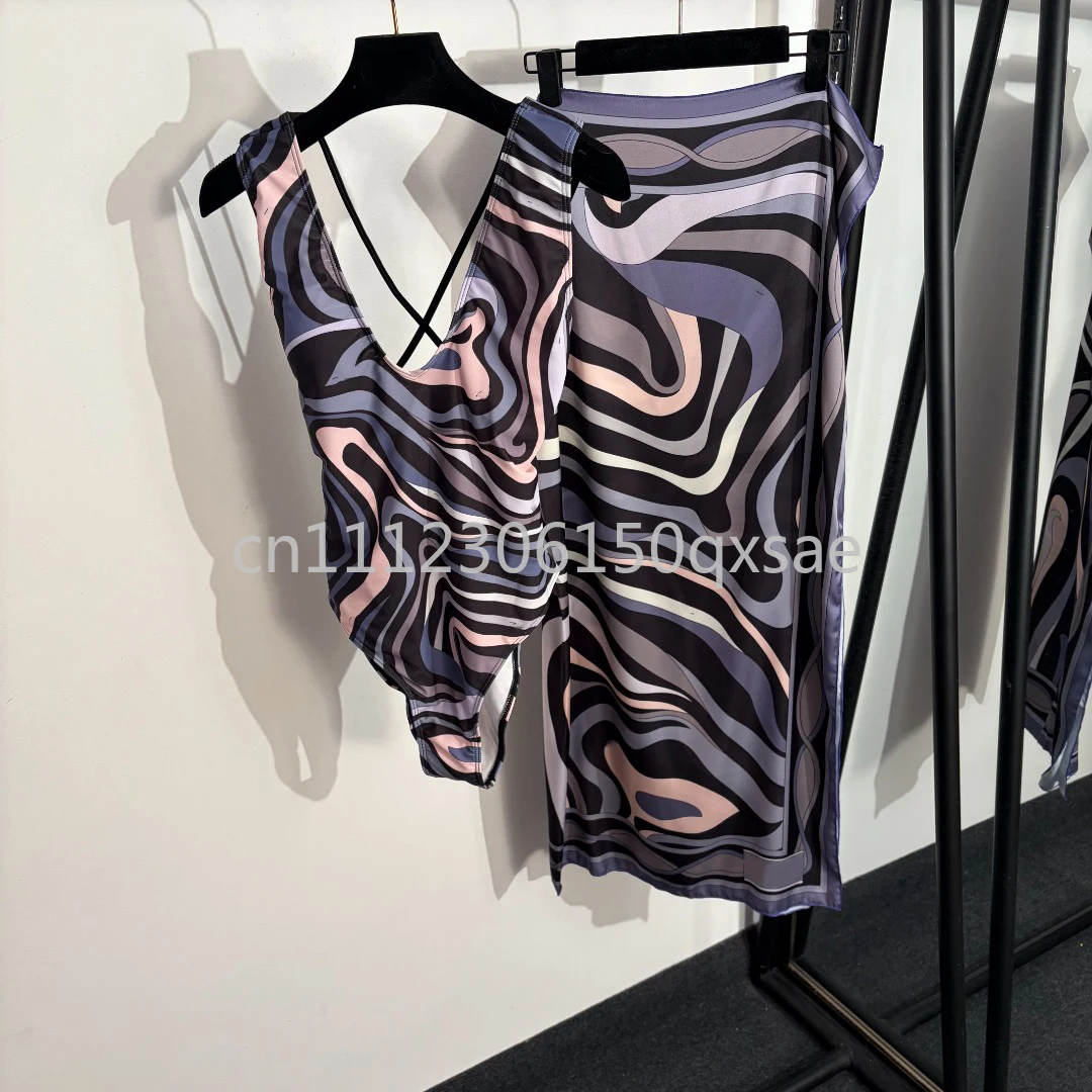 Luxury Women's Black Scarf Swimsuits with Letter Signature Logo Designer Brand Lady Sexy Headband Bikini Sets Beachwear
Luxury Women's Black Scarf Swimsuits with Letter Signature Logo Designer Brand Lady Sexy Headband Bikini Sets Beachwear