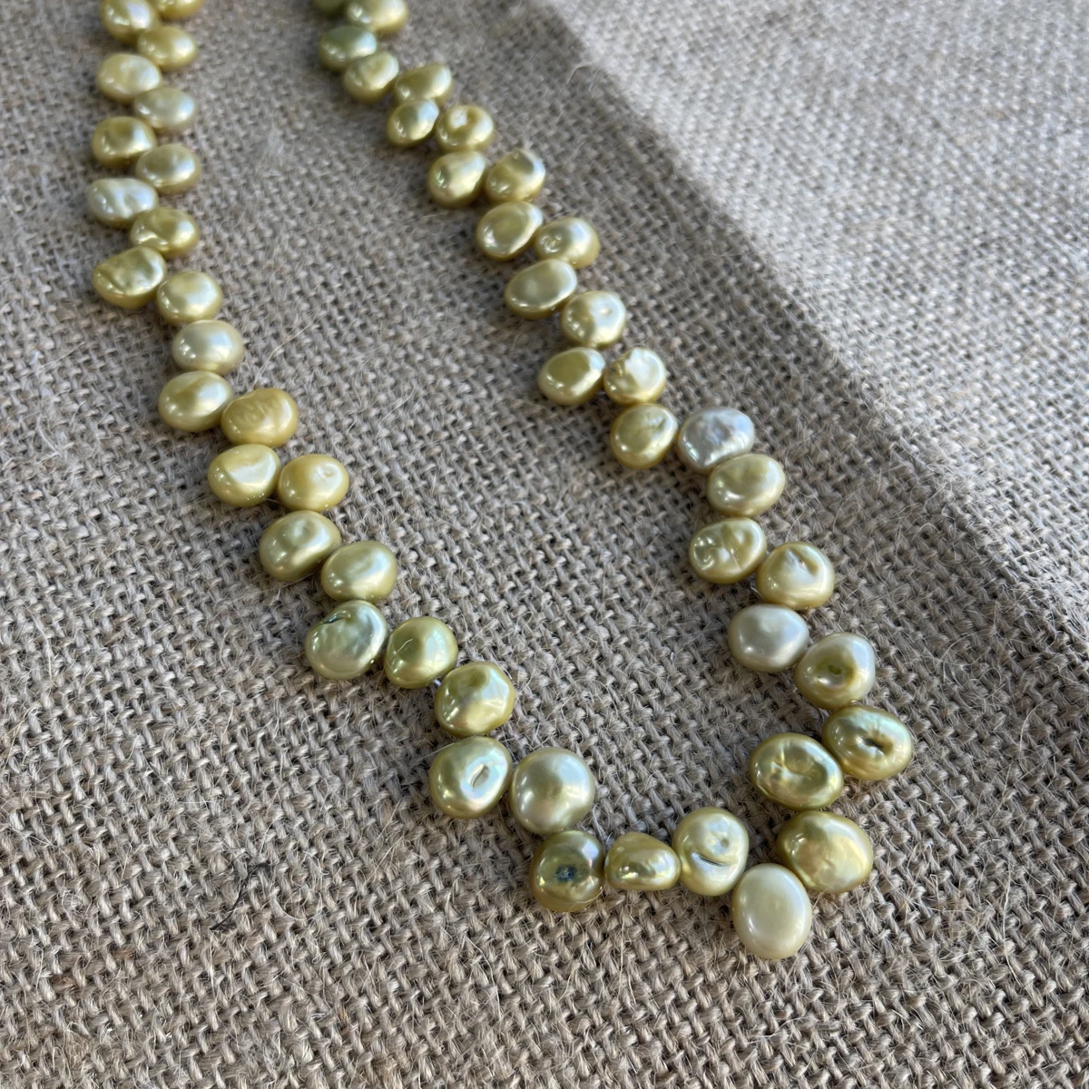 6-7mm Natural Freshwater Pearl Three-Seven Hole Beads Charms for DIY Women Men Necklace Bracelets Jewelry Making Accessories
6-7mm Natural Freshwater Pearl Three-Seven Hole Beads Charms for DIY Women Men Necklace Bracelets Jewelry Making Accessories
