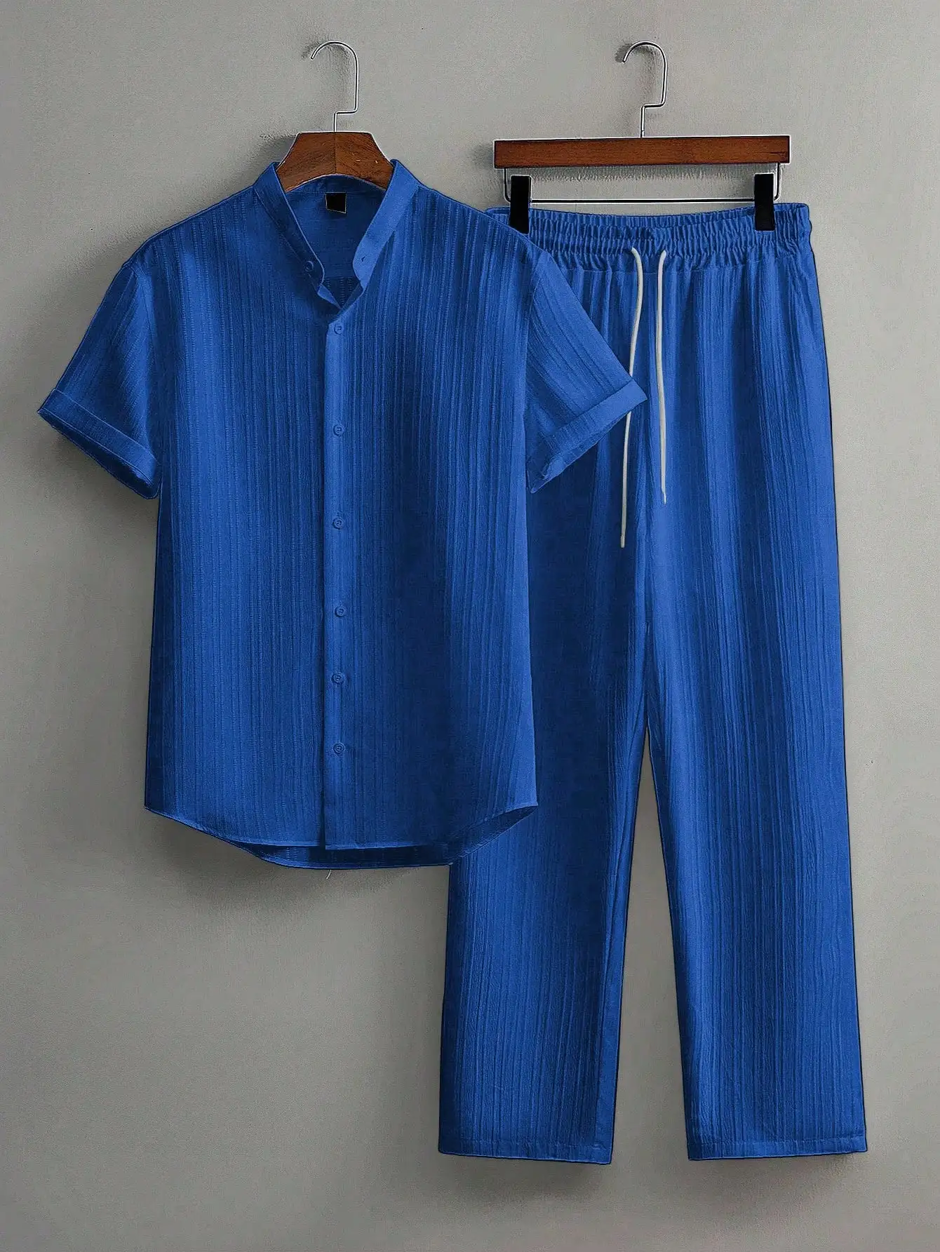 Mens Short Sleeve Stand Collar Shirt And Elastic Waist Drawstring Pants Set
Mens Short Sleeve Stand Collar Shirt And Elastic Waist Drawstring Pants Set