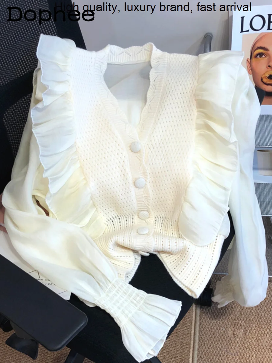 Ruffled Stitching Elegant White Knitted Cardigan Shirt for Women 2023 Autumn New French Style V-neck Slim Waist Sweater Top Lady
Ruffled Stitching Elegant White Knitted Cardigan Shirt for Women 2023 Autumn New French Style V-neck Slim Waist Sweater Top Lady