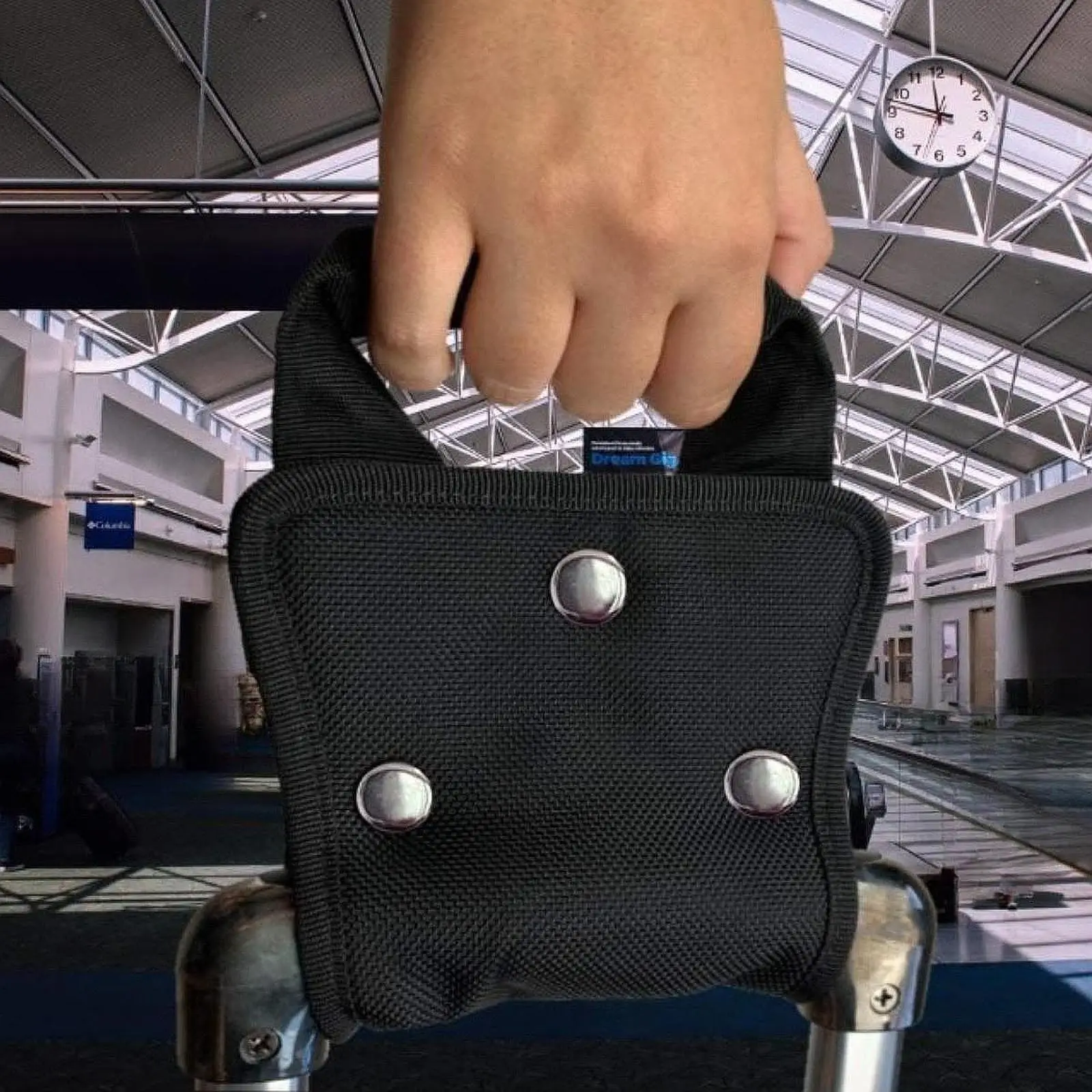 Luggage Handle Wrap Detachable Heavy Duty Business Trips Lightweight Easy Installation Effortless Transportation Comfort Grip
Luggage Handle Wrap Detachable Heavy Duty Business Trips Lightweight Easy Installation Effortless Transportation Comfort Grip
