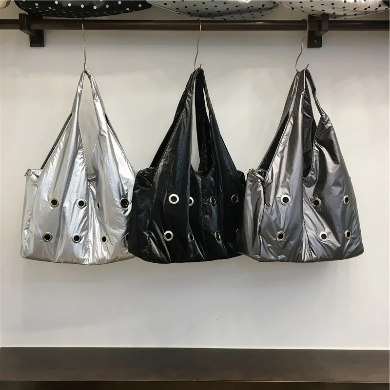 Chic Metal Circle Rivet Design Underarm Bag Women Fashion All Match Shopping Tote Bags Female Streetwear Handbags
Chic Metal Circle Rivet Design Underarm Bag Women Fashion All Match Shopping Tote Bags Female Streetwear Handbags