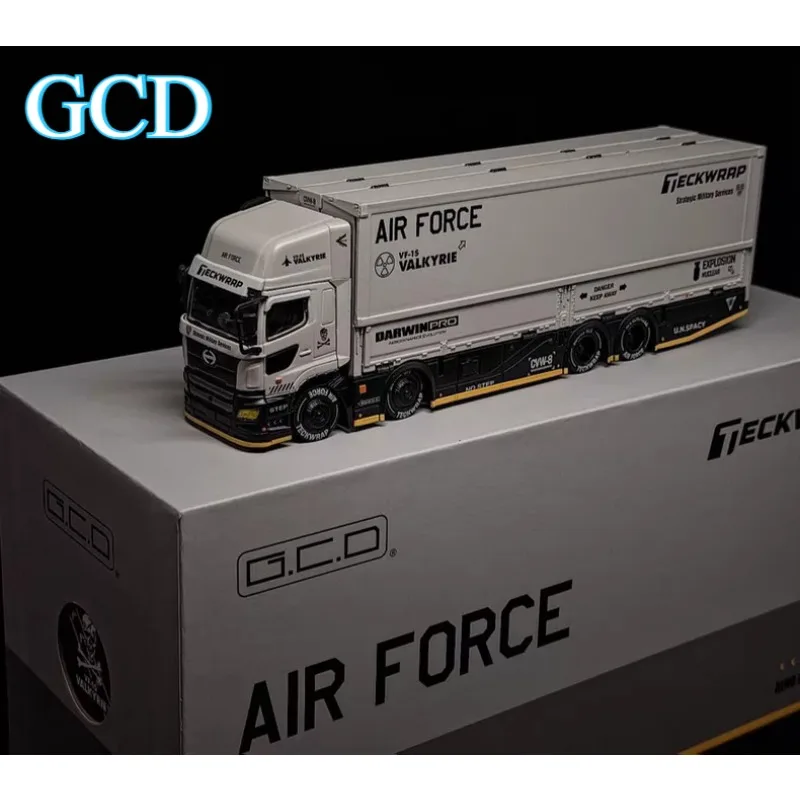 Beijing HEC Limited offers GCD1/64 alloy container transport vehicle miniature car model, collectible item, car toy, boys' gift.
Beijing HEC Limited offers GCD1/64 alloy container transport vehicle miniature car model, collectible item, car toy, boys' gift.