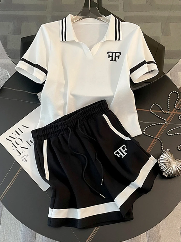 Summer Casual Shorts Tracksuit Female Conjuntos Para Mujeres 2 Piezas 2024 Short Sleeved V Neck Tops 2 Piece Sets Women Outfits
Summer Casual Shorts Tracksuit Female Conjuntos Para Mujeres 2 Piezas 2024 Short Sleeved V Neck Tops 2 Piece Sets Women Outfits