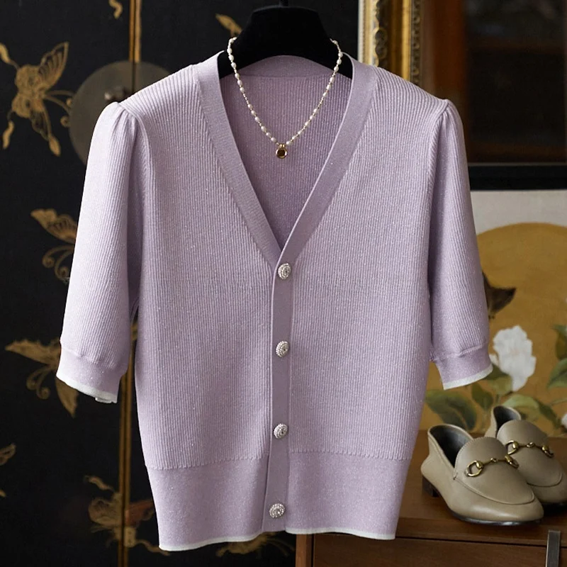 High-End Ice Silk Knitted Cardigan Women's Top Layer Handbag Summer Commute Sle V-Ne Single Button Loose Fit ort Sve
High-End Ice Silk Knitted Cardigan Women's Top Layer Handbag Summer Commute Sle V-Ne Single Button Loose Fit ort Sve