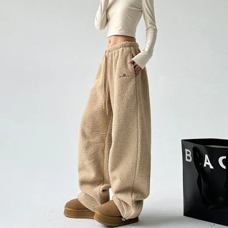 Y2k Casual Winter Sweatpants Woman Oversize Korean Popular Harajuku Thick Pants Autumn Warm Khaki Wide Leg Trousers 2024
Y2k Casual Winter Sweatpants Woman Oversize Korean Popular Harajuku Thick Pants Autumn Warm Khaki Wide Leg Trousers 2024