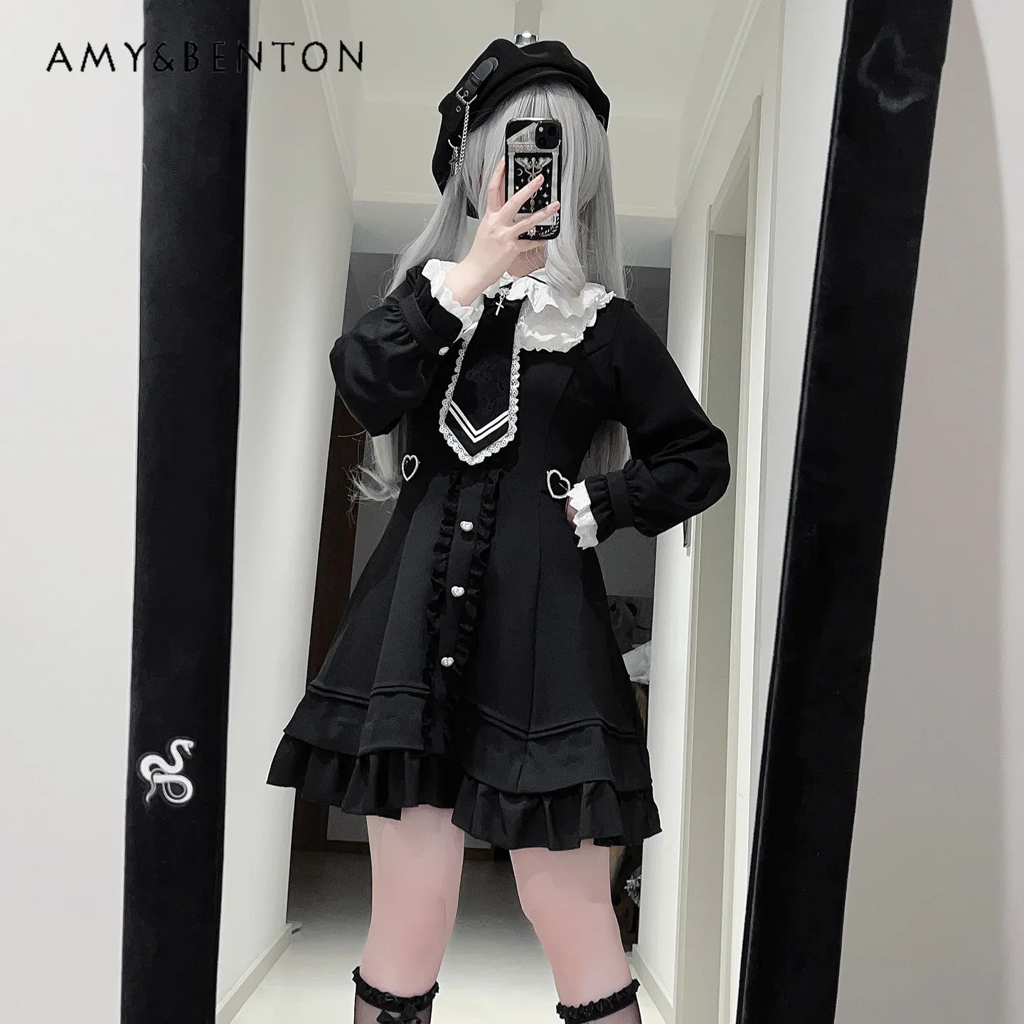Japanese Mine Series Mass-Produced Lolita Outfits Sweet Girl Bow Tie Long Sleeve Slim Mini Dress Shorts Two-Piece Set Women
Japanese Mine Series Mass-Produced Lolita Outfits Sweet Girl Bow Tie Long Sleeve Slim Mini Dress Shorts Two-Piece Set Women