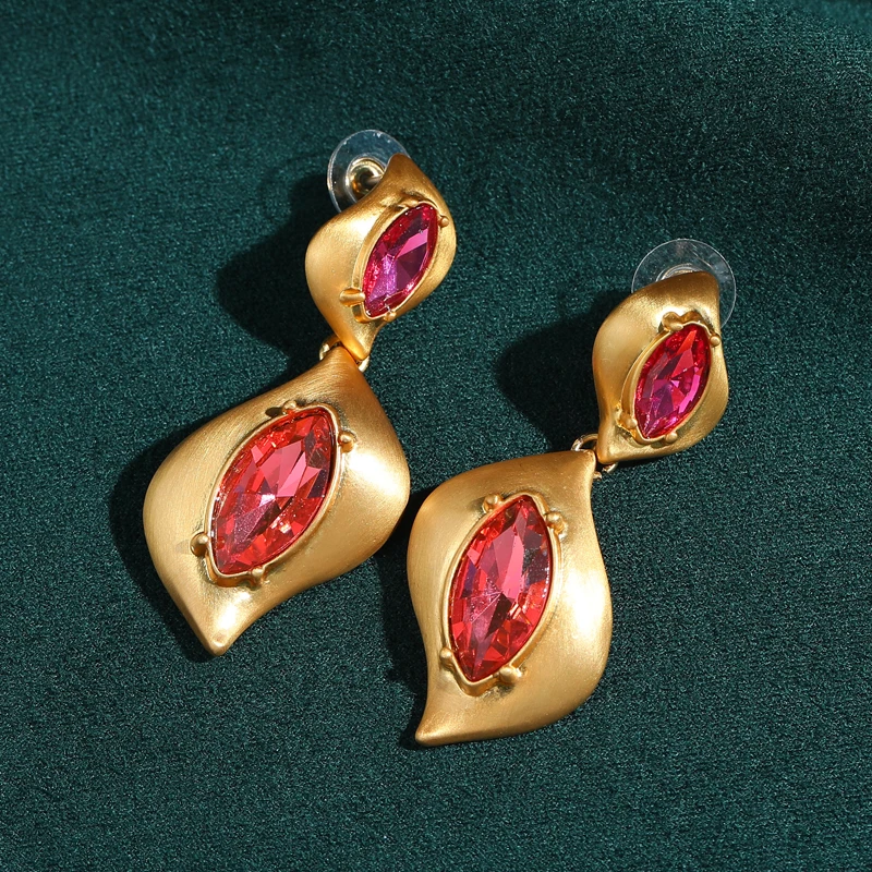 Pink Crystal Earring Luxury Vintage Dangle Gold Color Leaf Shape Jewelry Palace Retro Style Designer For Ladies Wedding 2026 New
Pink Crystal Earring Luxury Vintage Dangle Gold Color Leaf Shape Jewelry Palace Retro Style Designer For Ladies Wedding 2026 New