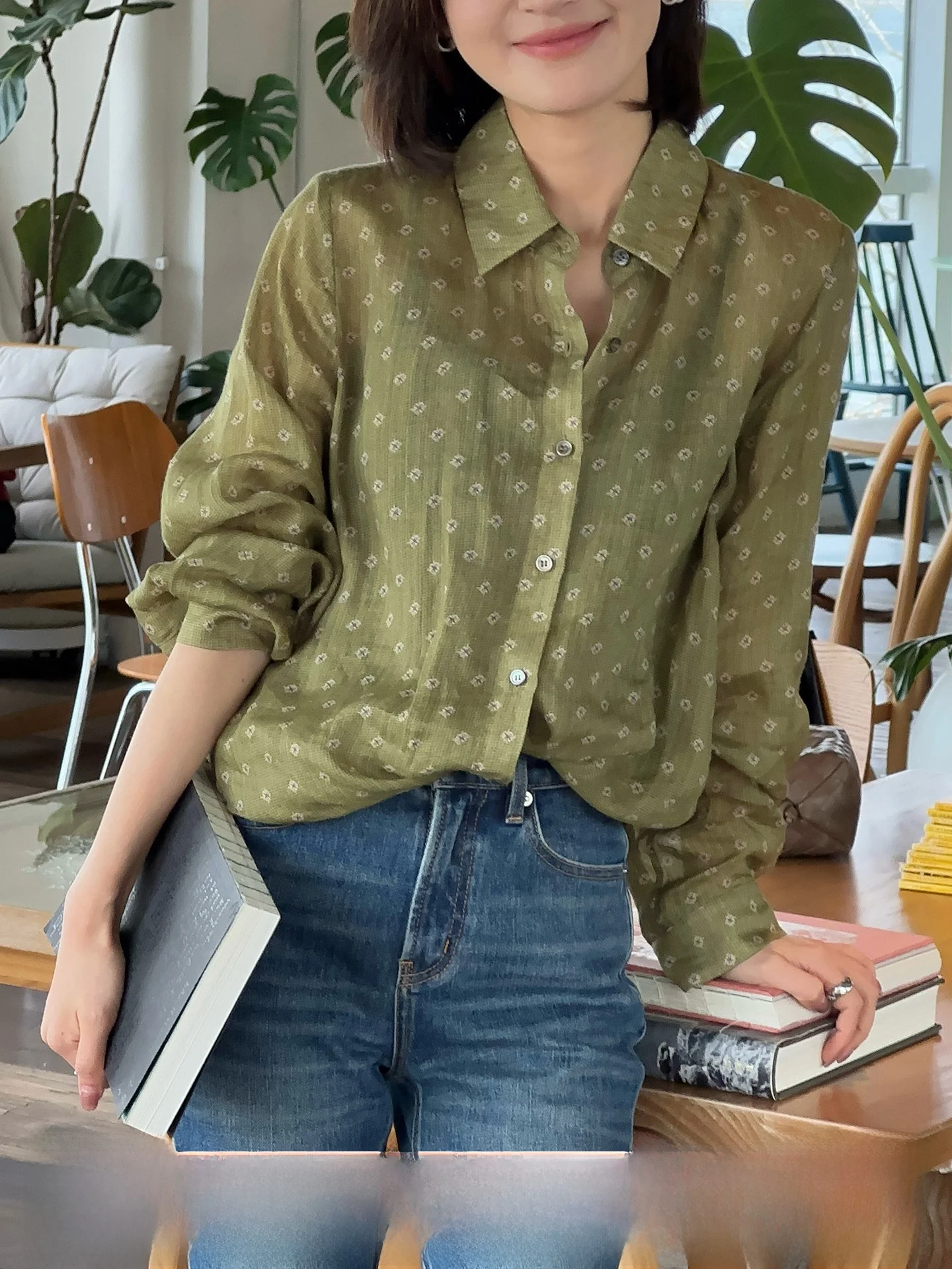 Green Long Sleeve Women's Shirt OLive Leaf 2026 Spring Summer 100% Linen Embroidered Sun Protection Thin Outerwear Casual Wear
Green Long Sleeve Women's Shirt OLive Leaf 2026 Spring Summer 100% Linen Embroidered Sun Protection Thin Outerwear Casual Wear