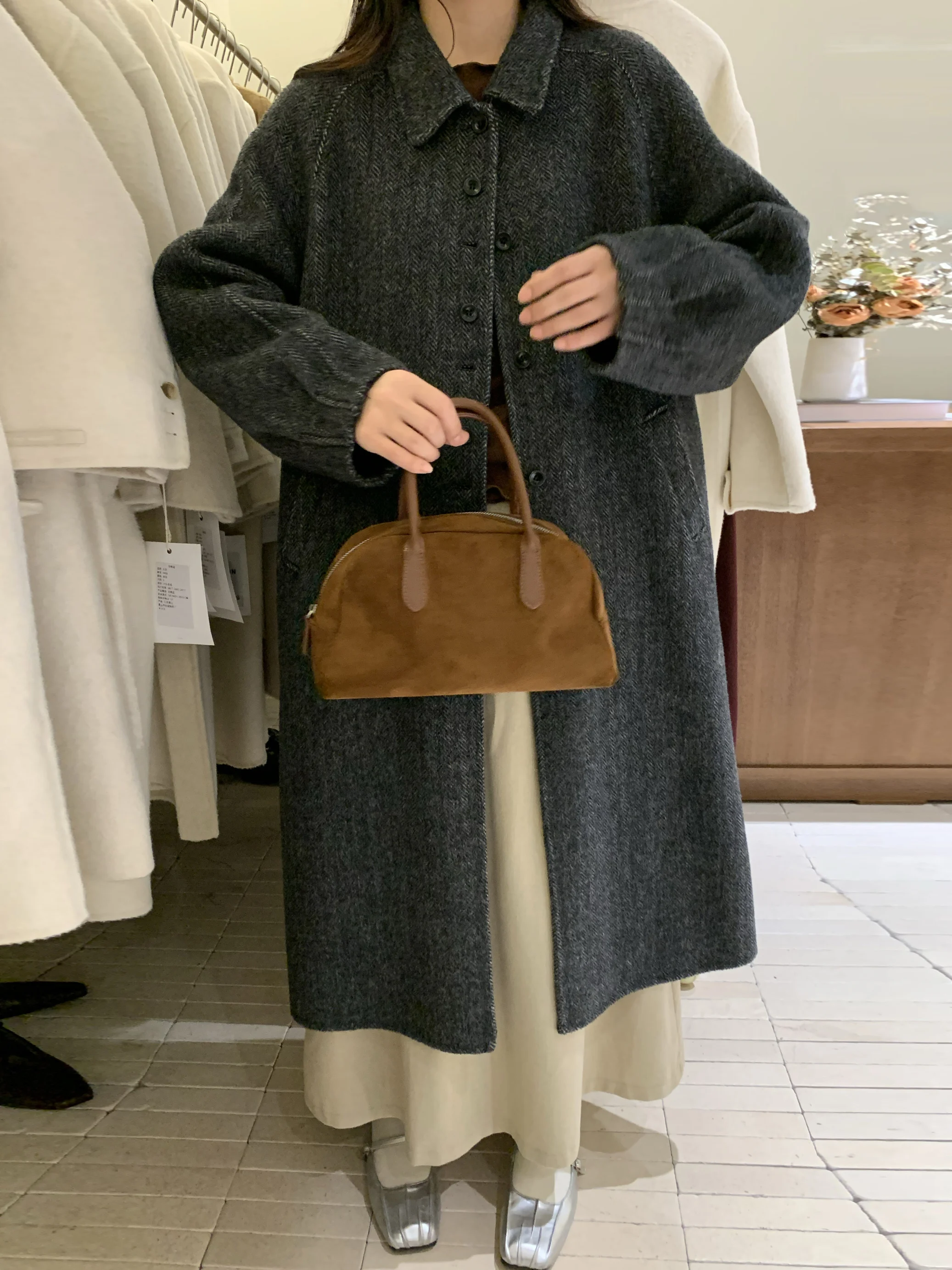 Пальто Mellar в стиле ретро, женское корейское пальто с уникальным дизайном све, шерстяное тюре, модная зимняя верхняя одежда китайского производства
Пальто Mellar в стиле ретро, женское корейское пальто с уникальным дизайном све, шерстяное тюре, модная зимняя верхняя одежда китайского производства