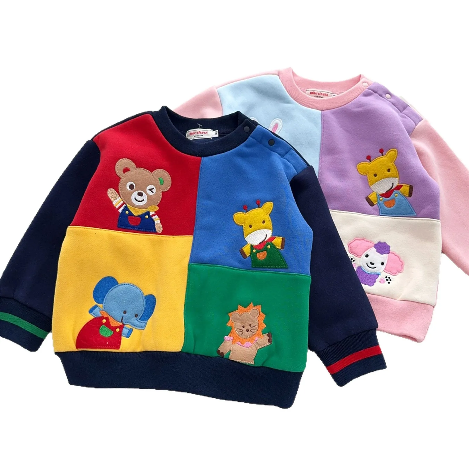 2025 Autumn And Winter New Boys And Girls Long Sleeved Bear Cartoon Animal Thick Long Sleeved Loose Casual Baby Hoodie
2025 Autumn And Winter New Boys And Girls Long Sleeved Bear Cartoon Animal Thick Long Sleeved Loose Casual Baby Hoodie