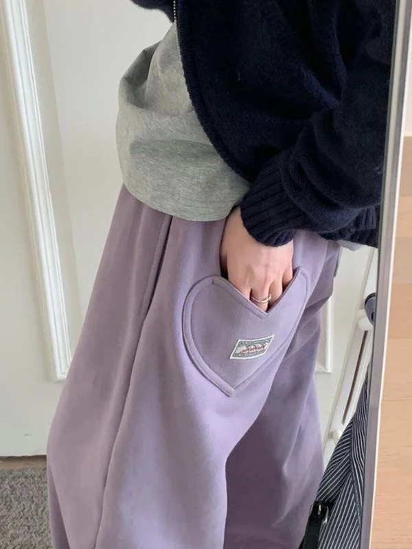 Retro American Heart Pocket Purple Casual Sports Pants Women Loose Lazy Style Fleece High Waist Cuffed Sweatpants
Retro American Heart Pocket Purple Casual Sports Pants Women Loose Lazy Style Fleece High Waist Cuffed Sweatpants
