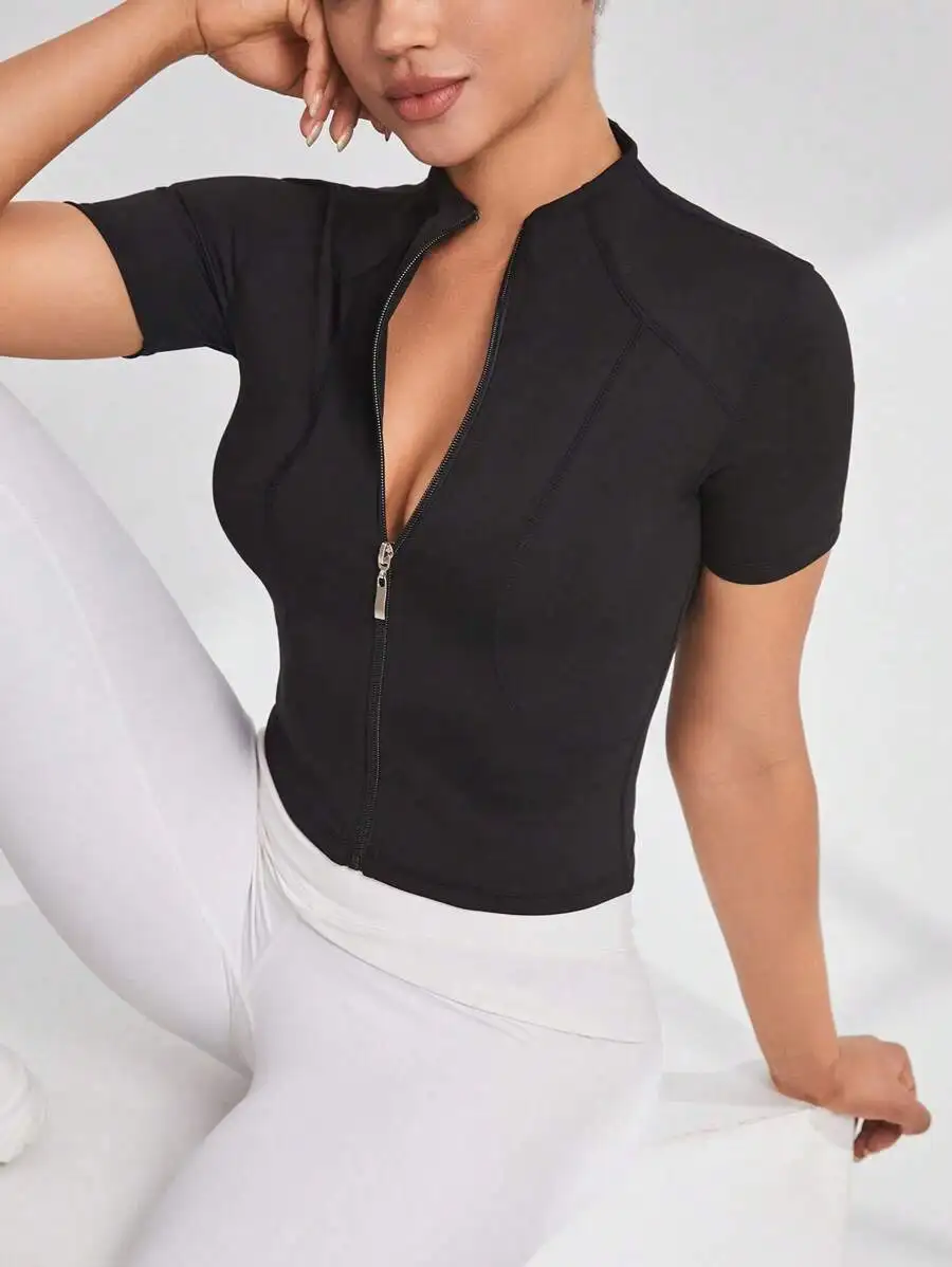 Black Zip-Front Short Sleeve Active Crop Top for Fitness & Outdoor Wear
Black Zip-Front Short Sleeve Active Crop Top for Fitness & Outdoor Wear