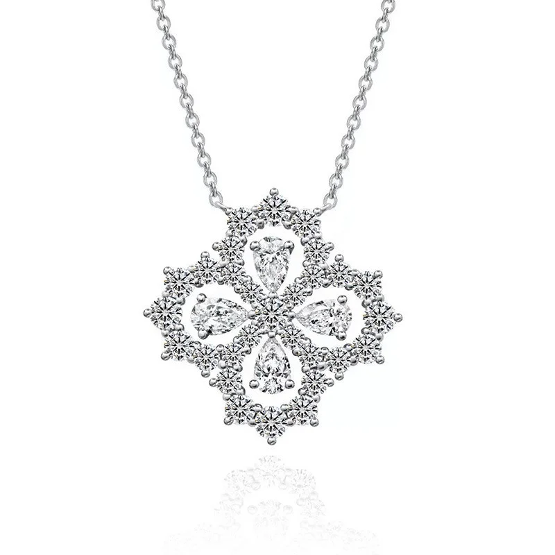 ZFSILVER Trendy Fashion 925 Silver Color D White Moissanite Design Hollow Clover Necklace Charms Women Party Jewelry Gift N20372
ZFSILVER Trendy Fashion 925 Silver Color D White Moissanite Design Hollow Clover Necklace Charms Women Party Jewelry Gift N20372