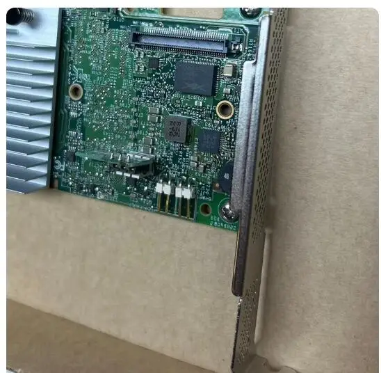 Контроллер LSI 9362-8i 12Gb SAS3108 с кэшем 1 ГБ/2 ГБ, поддержка RAID5/6
Контроллер LSI 9362-8i 12Gb SAS3108 с кэшем 1 ГБ/2 ГБ, поддержка RAID5/6