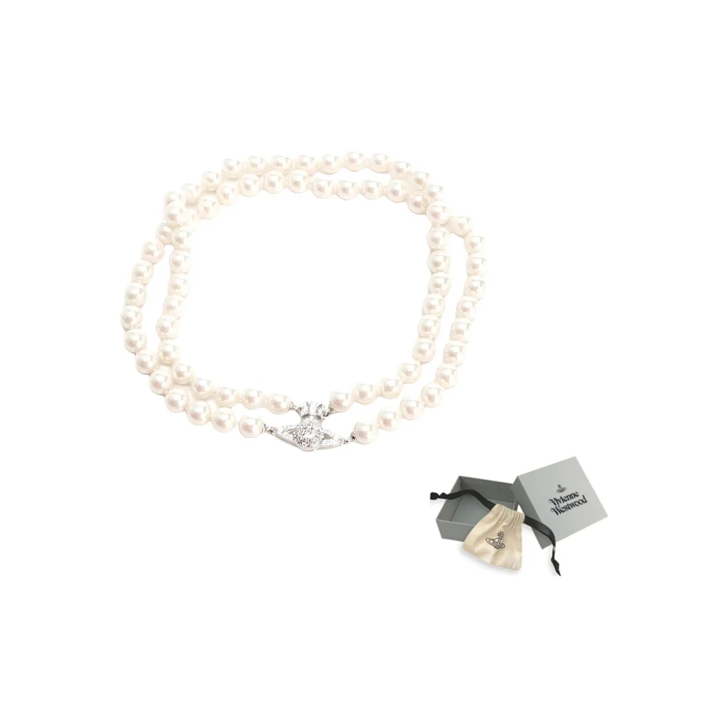 Vivienne Westwood Orb pendant Choker 6303002502P132CN
Vivienne Westwood Orb pendant Choker 6303002502P132CN