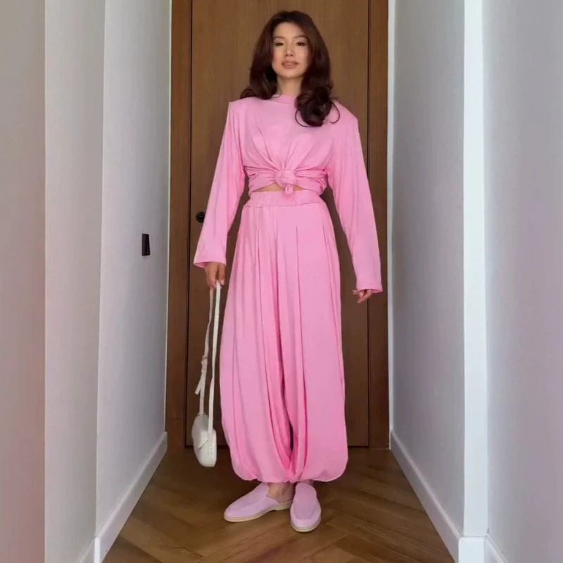 2026 Four Seasons Hot Selling New One Collar Long Sleeve Slimming T-shirt Top and Casual Lantern Pants Two Piece Set
2026 Four Seasons Hot Selling New One Collar Long Sleeve Slimming T-shirt Top and Casual Lantern Pants Two Piece Set