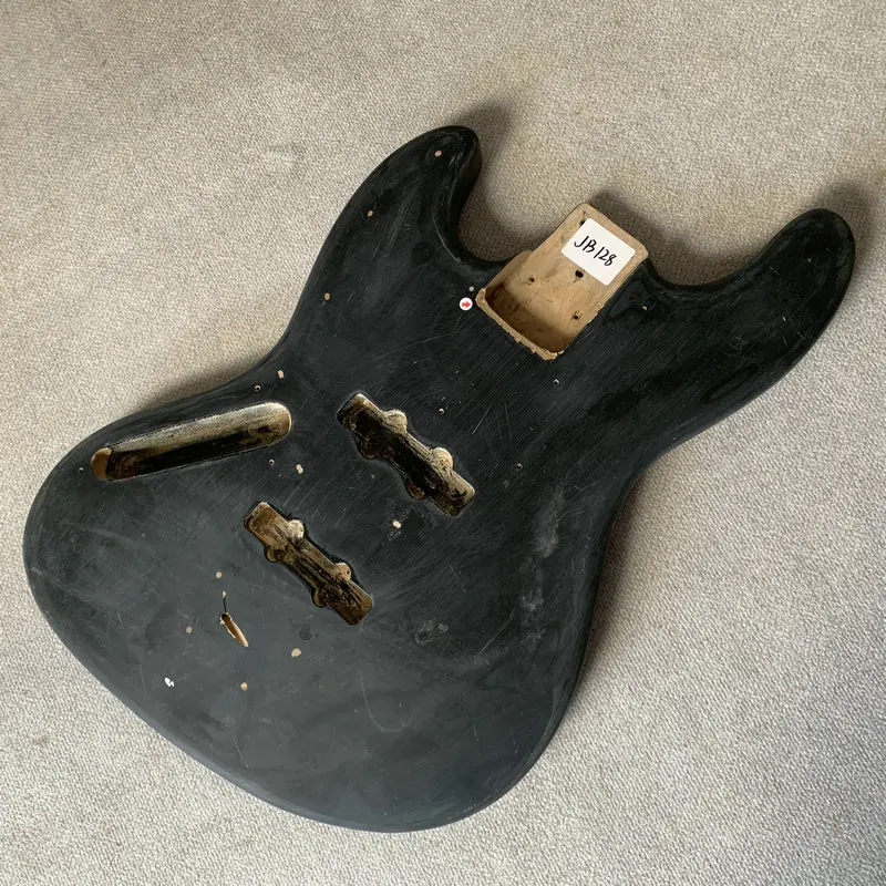 JB128 Custom Order Black Color Soild Wood 5 Or 6 String Electric Guitar Bass Body JB Pickups Left Hand DIY Part Paints Scratches
JB128 Custom Order Black Color Soild Wood 5 Or 6 String Electric Guitar Bass Body JB Pickups Left Hand DIY Part Paints Scratches