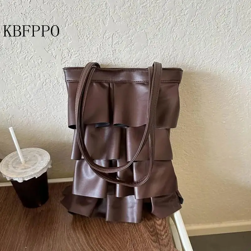 Hip-Hop Solid Color Shoulder Bag Women's Luxury 2023 New Sweet Fashion Underarm Bag Niche Ruffled Shoulder Bucket Bag
Hip-Hop Solid Color Shoulder Bag Women's Luxury 2023 New Sweet Fashion Underarm Bag Niche Ruffled Shoulder Bucket Bag