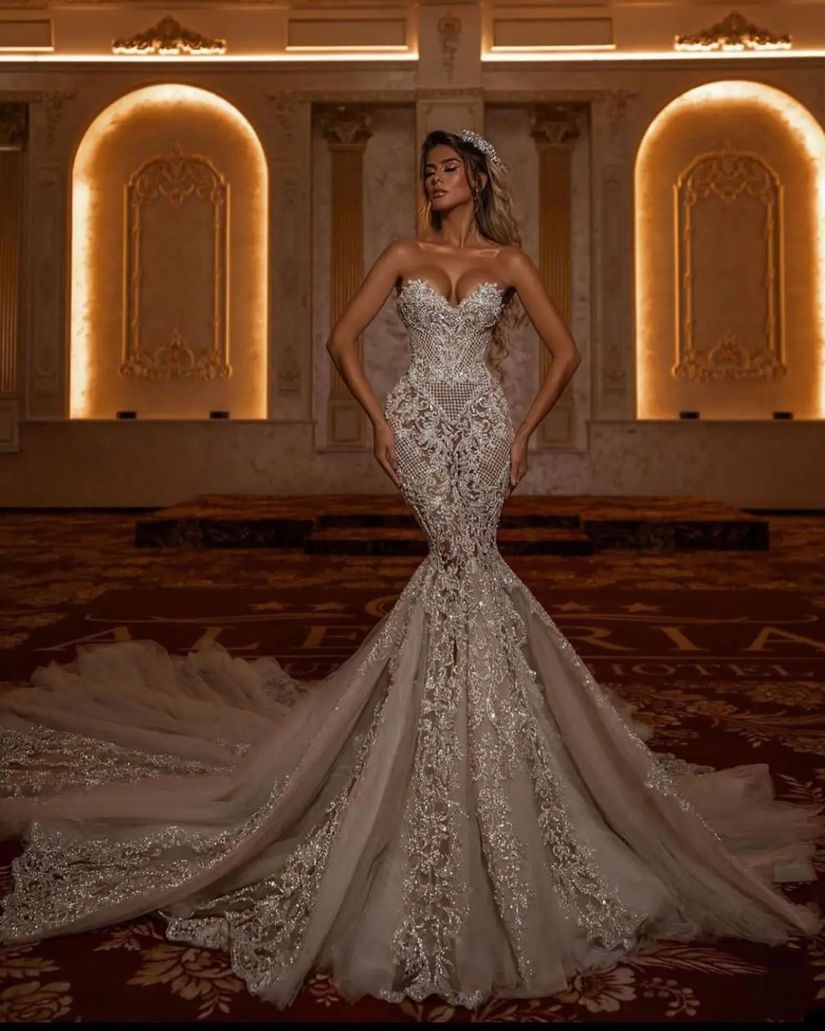 Customized Mermaid Wedding Dress Sweetheart Sequined Lace Arabic Sweep or Trumpet Bridal Gowns Robe De Soiree
Customized Mermaid Wedding Dress Sweetheart Sequined Lace Arabic Sweep or Trumpet Bridal Gowns Robe De Soiree