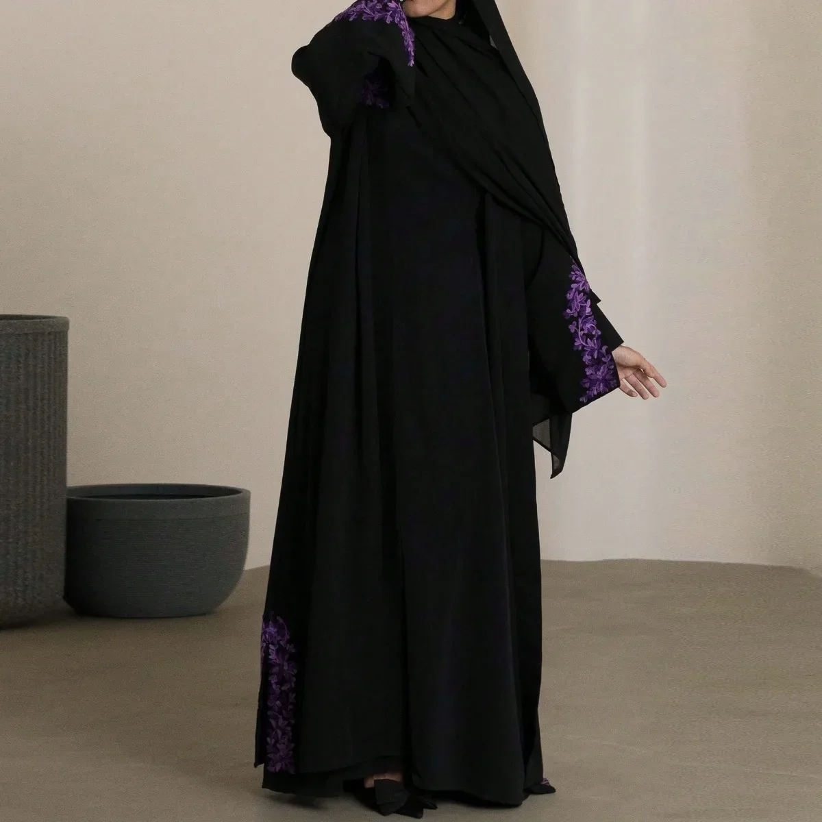Women Loose Embroidery Abaya Full Sleeve Open Front Abayas Middle Eastern Arabian Kaftan Maxi Dresses Jilbabs Without Hijab
Women Loose Embroidery Abaya Full Sleeve Open Front Abayas Middle Eastern Arabian Kaftan Maxi Dresses Jilbabs Without Hijab