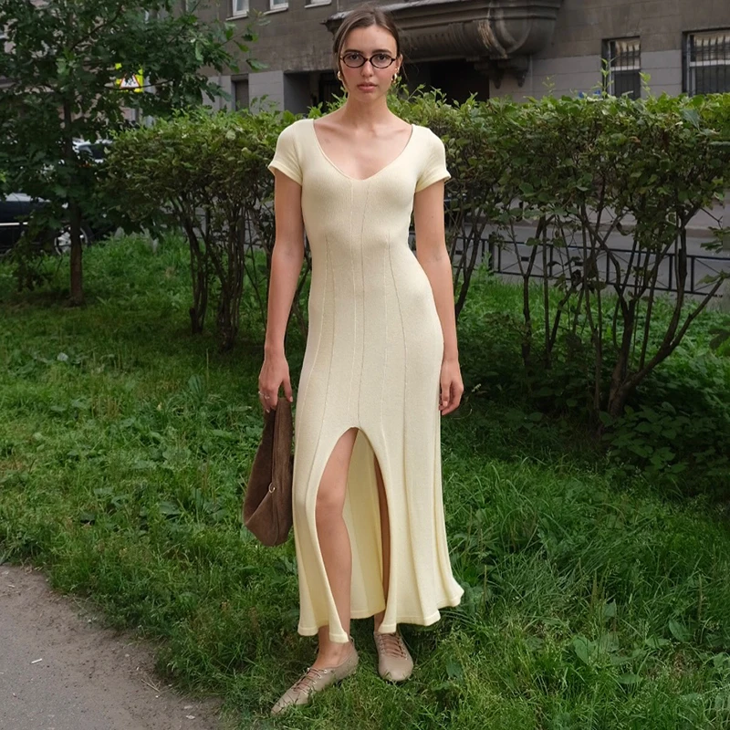Tornova 2026 Summer New Long Knitted Dress Women Solid V-Neck Slit Short Sleeve Dress Slim Sexy Commuting Dress Female Elegant
Tornova 2026 Summer New Long Knitted Dress Women Solid V-Neck Slit Short Sleeve Dress Slim Sexy Commuting Dress Female Elegant