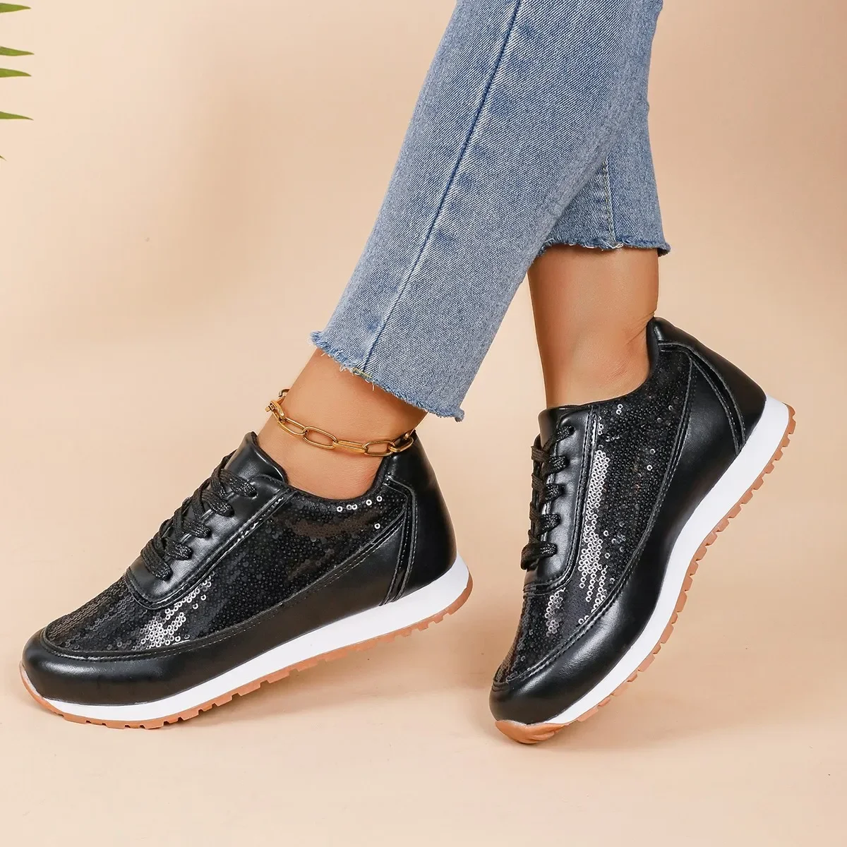 Women Sport Shoes Fashion Sequins Casual Walking Shoes Female Comfortable Lace-up Jogging Shoes Plus Size 43
Women Sport Shoes Fashion Sequins Casual Walking Shoes Female Comfortable Lace-up Jogging Shoes Plus Size 43
