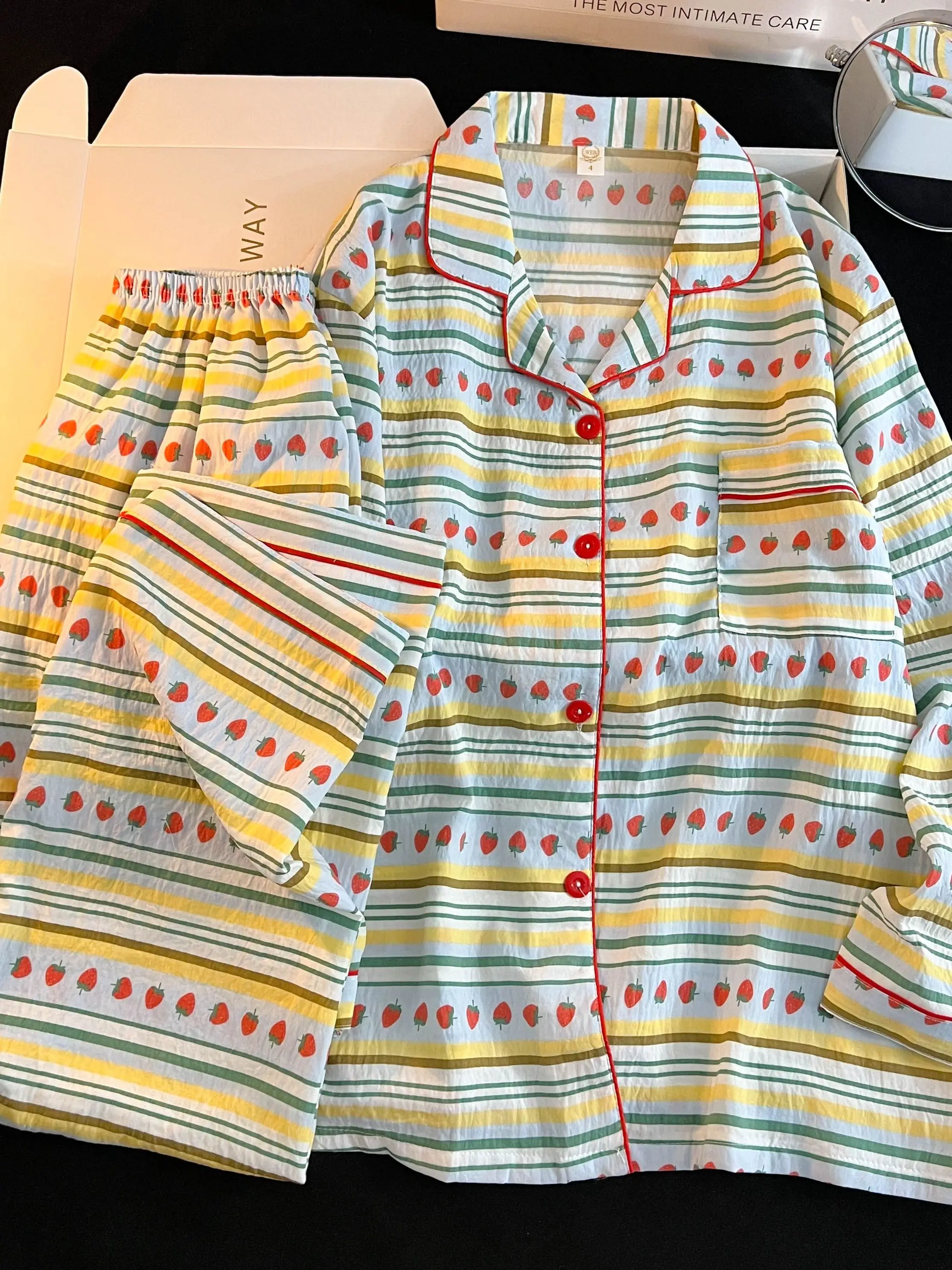 Korean Style Ins Matching Strawberry Cloud Cotton Sleepwear Women's Long Sleeve Home Clothes Spring Autumn Sweet Home Suit
Korean Style Ins Matching Strawberry Cloud Cotton Sleepwear Women's Long Sleeve Home Clothes Spring Autumn Sweet Home Suit