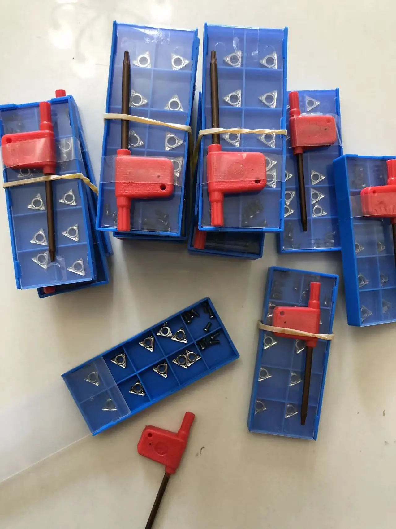 10pcs AM8700 Car Disc Lathe Drive Machine Bit Set - Three-Sided Auto Repair Tools with Screwdriver And Cutting Tips
10pcs AM8700 Car Disc Lathe Drive Machine Bit Set - Three-Sided Auto Repair Tools with Screwdriver And Cutting Tips