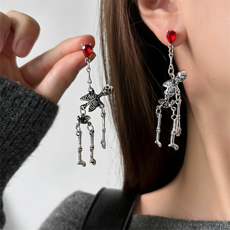 Halloween Skeleton Earrings Vintage Silver Plated Red Zircon Earrings for Women Fashion Punk Design Earring Jewelry Gifts
Halloween Skeleton Earrings Vintage Silver Plated Red Zircon Earrings for Women Fashion Punk Design Earring Jewelry Gifts