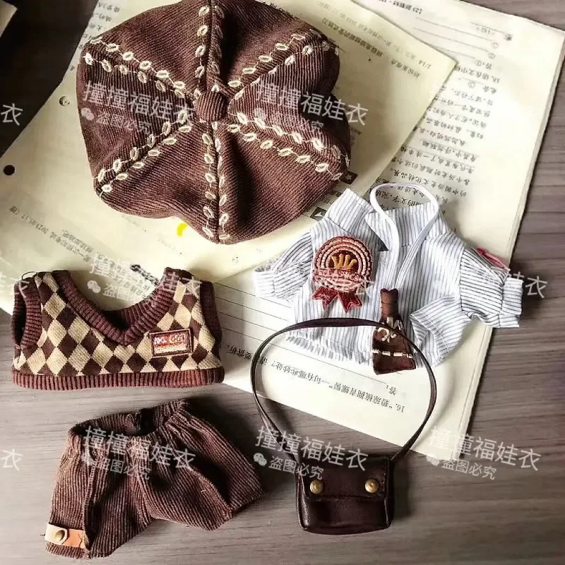 20 см хлопковая кукла, одежда, куртка, красивый крутой костюм, кукла, старая кукла почтальона, одежда, мягкие плюшевые аксессуары для кукол, обувь, очки
20 см хлопковая кукла, одежда, куртка, красивый крутой костюм, кукла, старая кукла почтальона, одежда, мягкие плюшевые аксессуары для кукол, обувь, очки