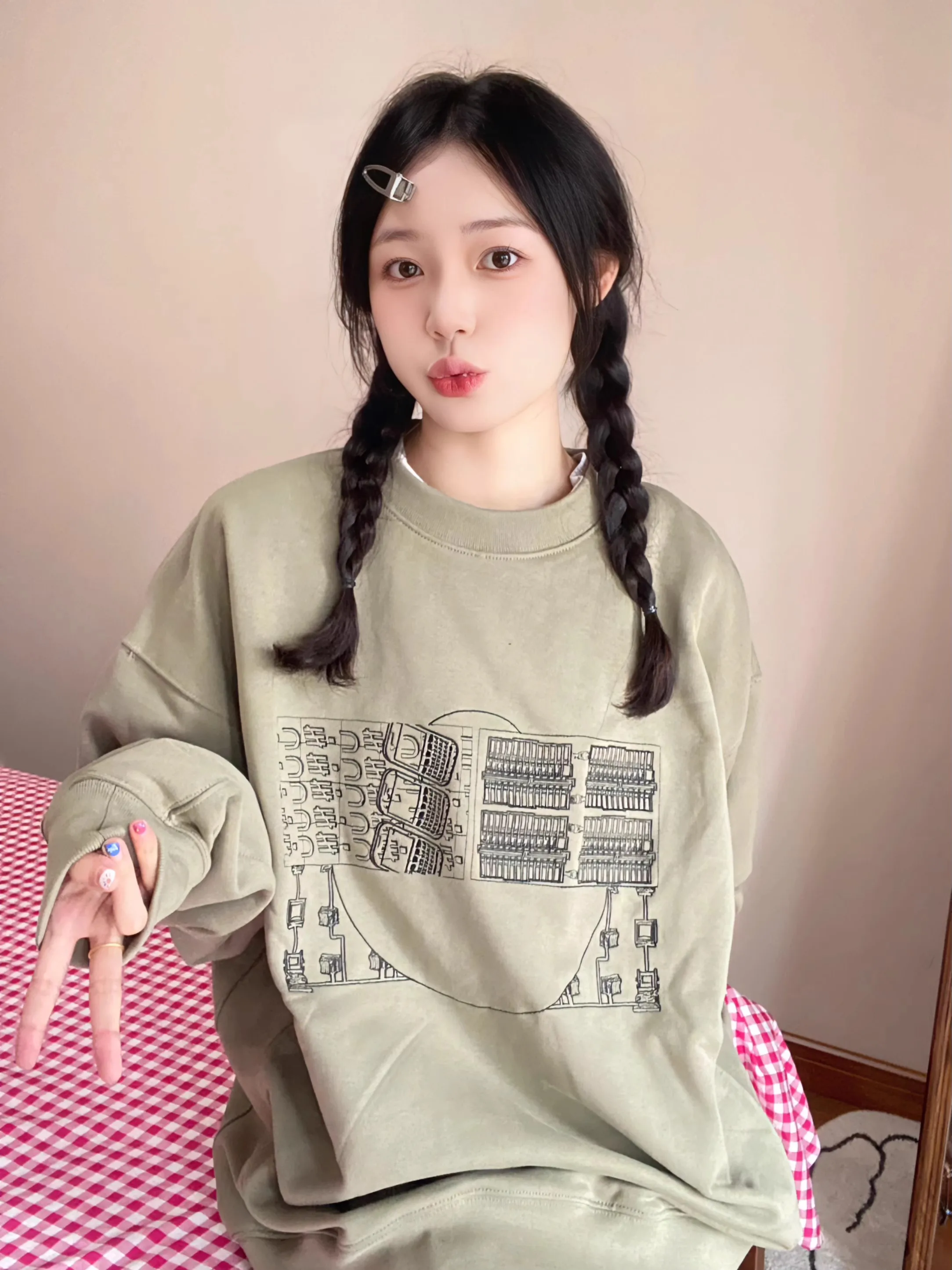2025 CAVEMPT Heavy Wax Printed Top Embroidered CE Hoodie Round Neck long sleeve T-shirt TX1350
2025 CAVEMPT Heavy Wax Printed Top Embroidered CE Hoodie Round Neck long sleeve T-shirt TX1350