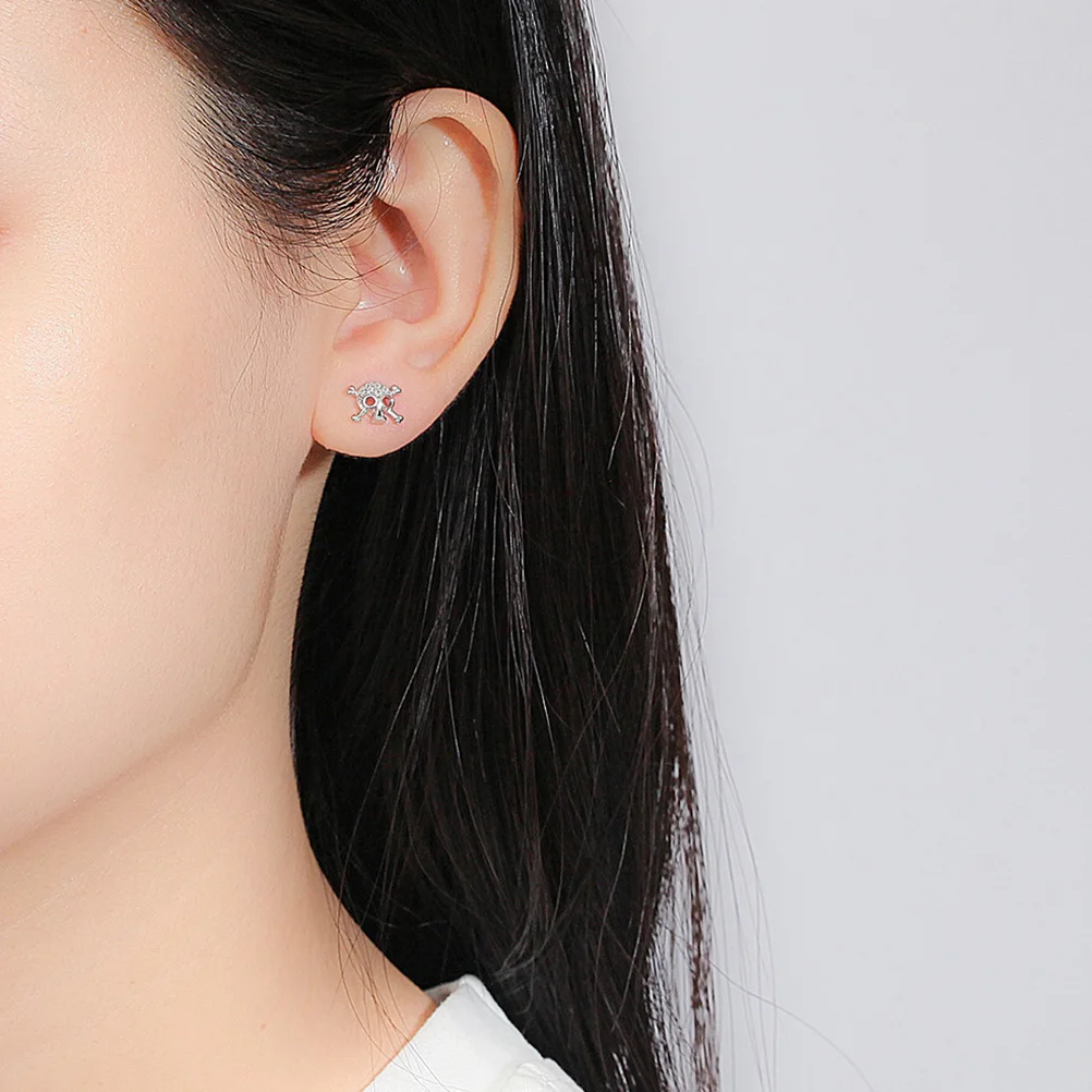 1Pair Trendy Silver Earrings Unique Design for Apparel Highlights Fashion Taste and Distinctiveness
1Pair Trendy Silver Earrings Unique Design for Apparel Highlights Fashion Taste and Distinctiveness